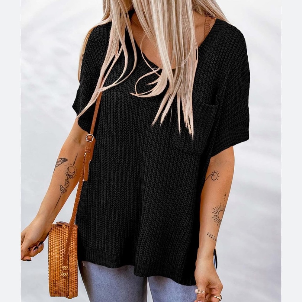 NWT Dokotoo Womens Loose Short Sleeve Side Slit Ribbed Knit Top Casual Sweater